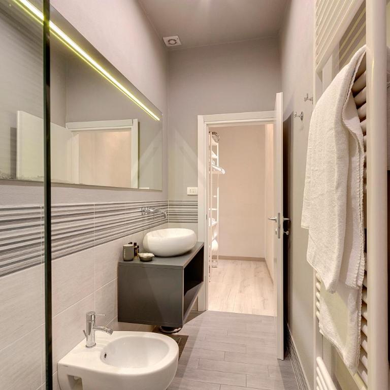 Courtyard Suite - Apartment - 21