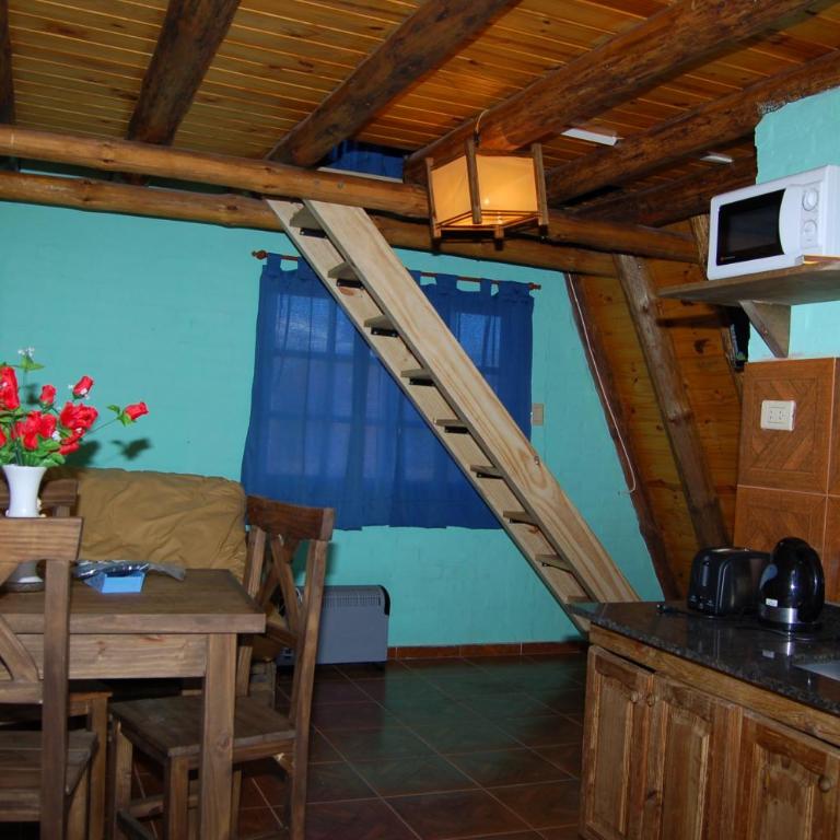 Cabañas Wenelcklén - Habitación Cuádruple con vistas a la montaña - 11
