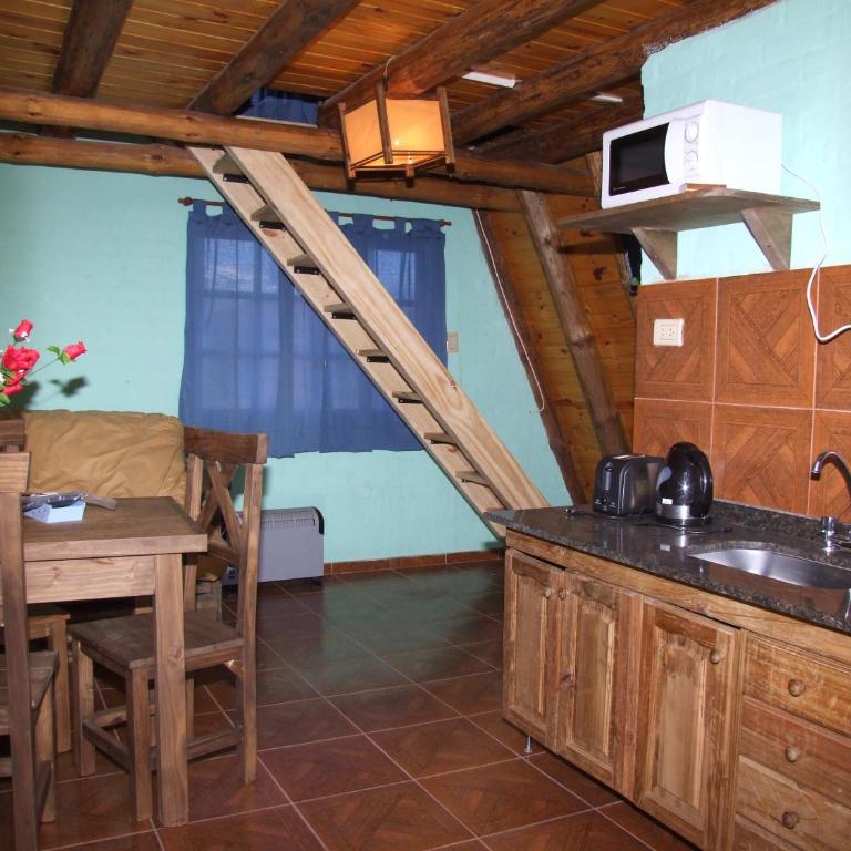 Cabañas Wenelcklén - Habitación Cuádruple con vistas a la montaña - 14