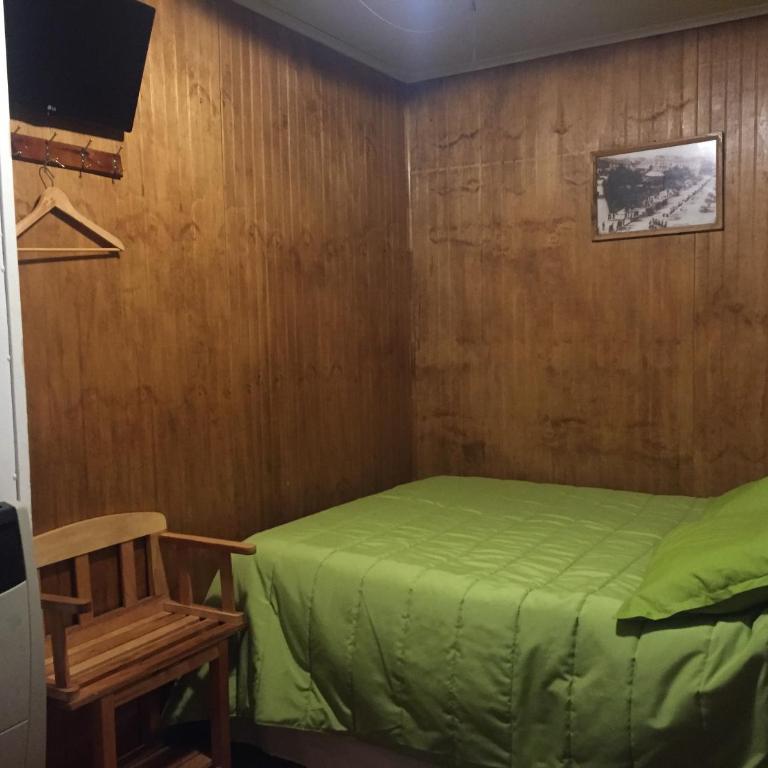Hostal Chalet Las Violetas - Double Room with Private Bathroom - 4