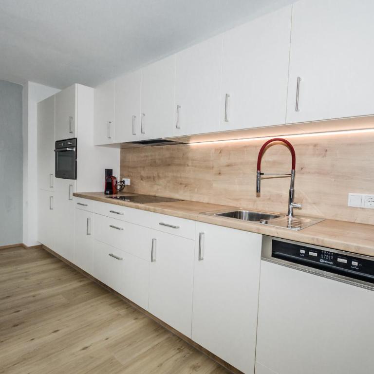 Alpine Apartments by Schnöll - Apartment mit 2 Schlafzimmern mit Balkon oder Terrasse - 23