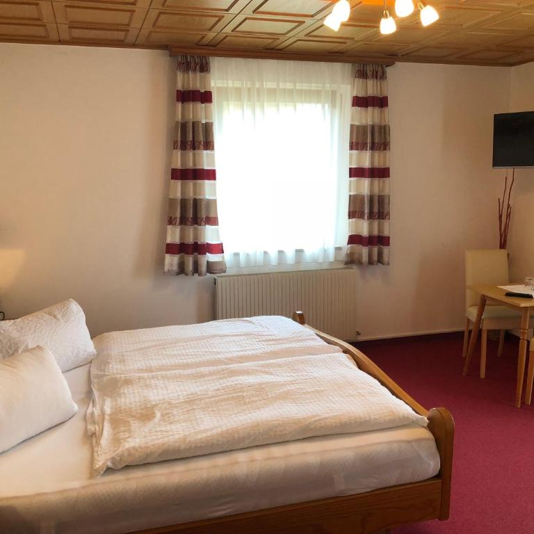 Landhaus Brigitte - Großes Doppelzimmer - 10