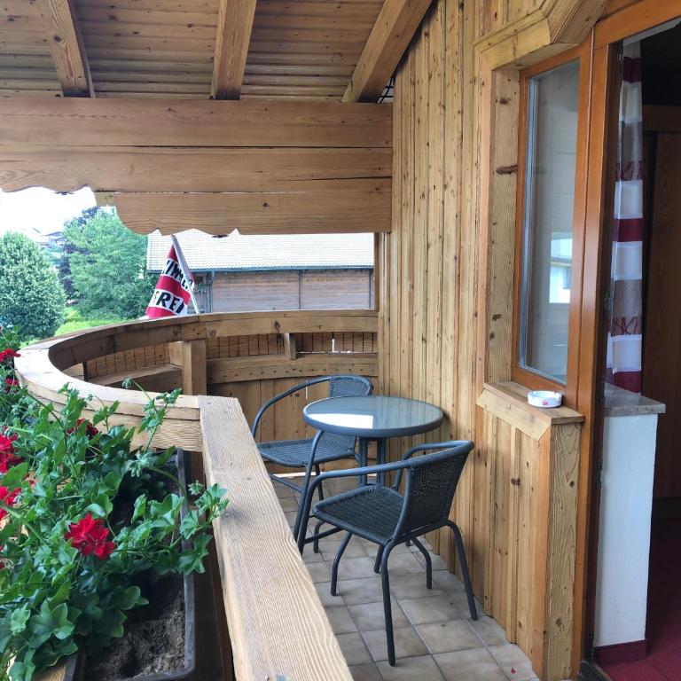 Landhaus Brigitte - Doppelzimmer mit Balkon - 1