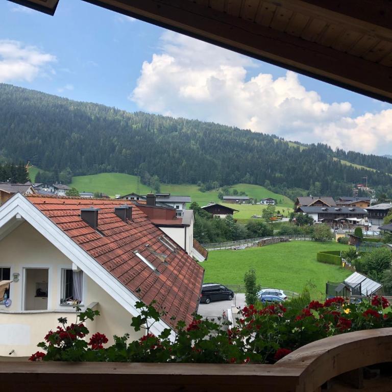 Landhaus Brigitte - Doppelzimmer mit Balkon - 2