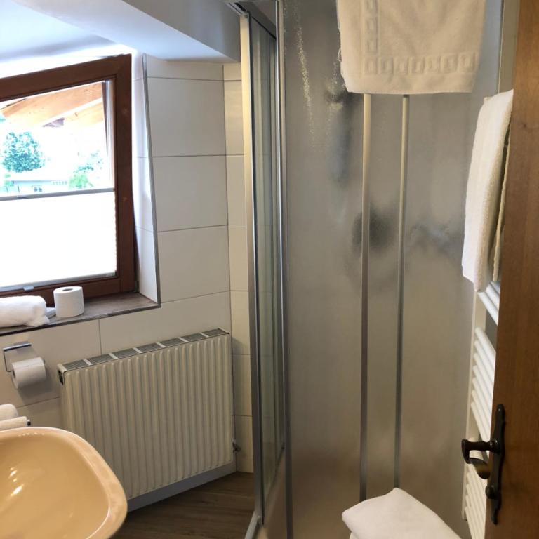 Landhaus Brigitte - Doppelzimmer mit Balkon - 4