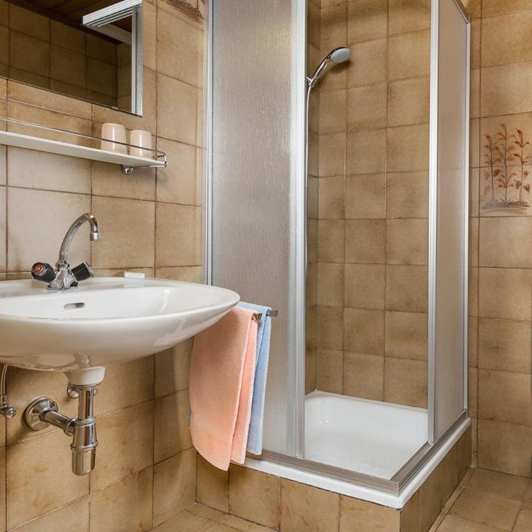 Hubertushof - Doppelzimmer mit Balkon - 5