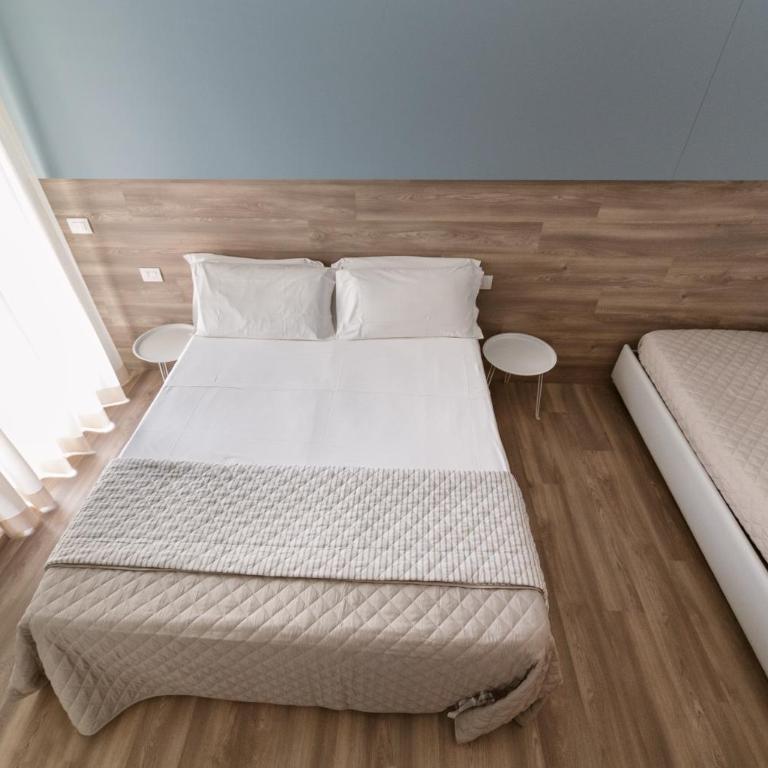 Riccione Beach Hotel Design - Brunch Experience - Triple Room with Balcony - 16