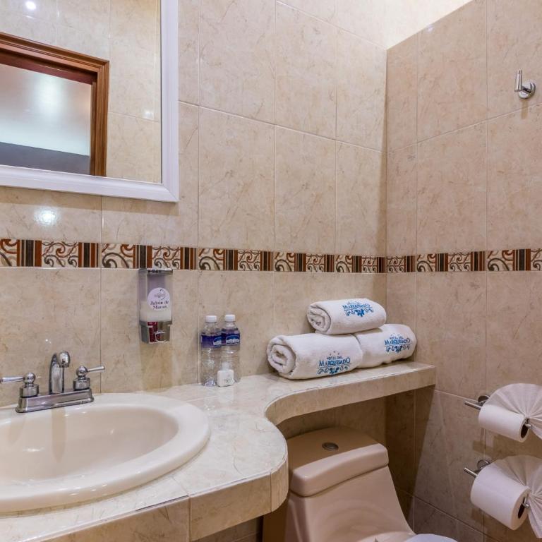 Hotel del Marquesado - Standard Double Room with Two Double Beds - 2