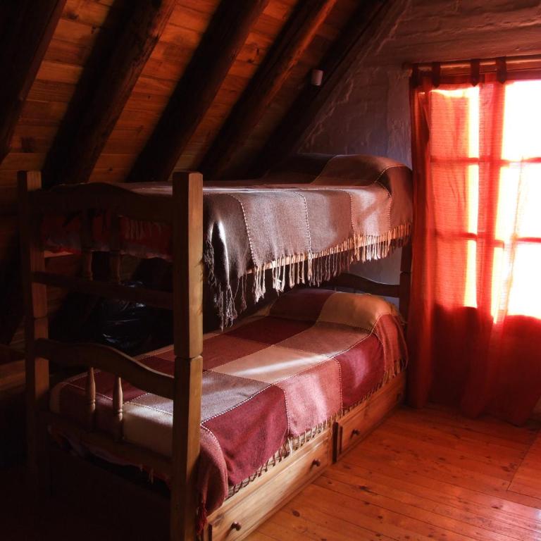 Cabañas Wenelcklén - Habitación Familiar con vistas a la montaña - 4