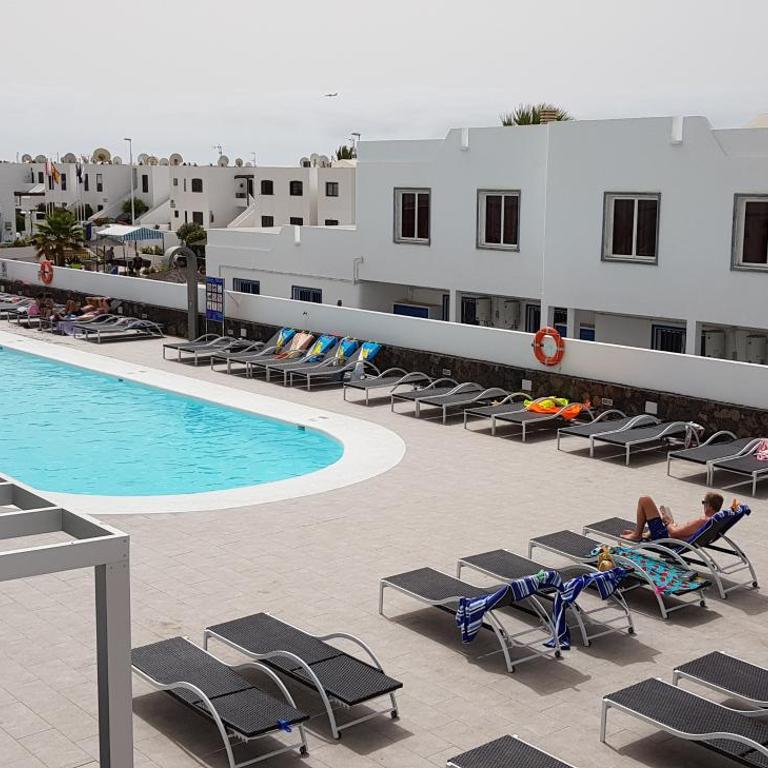 Los Gracioseros Apt 207 - Apartment with Pool View - 23