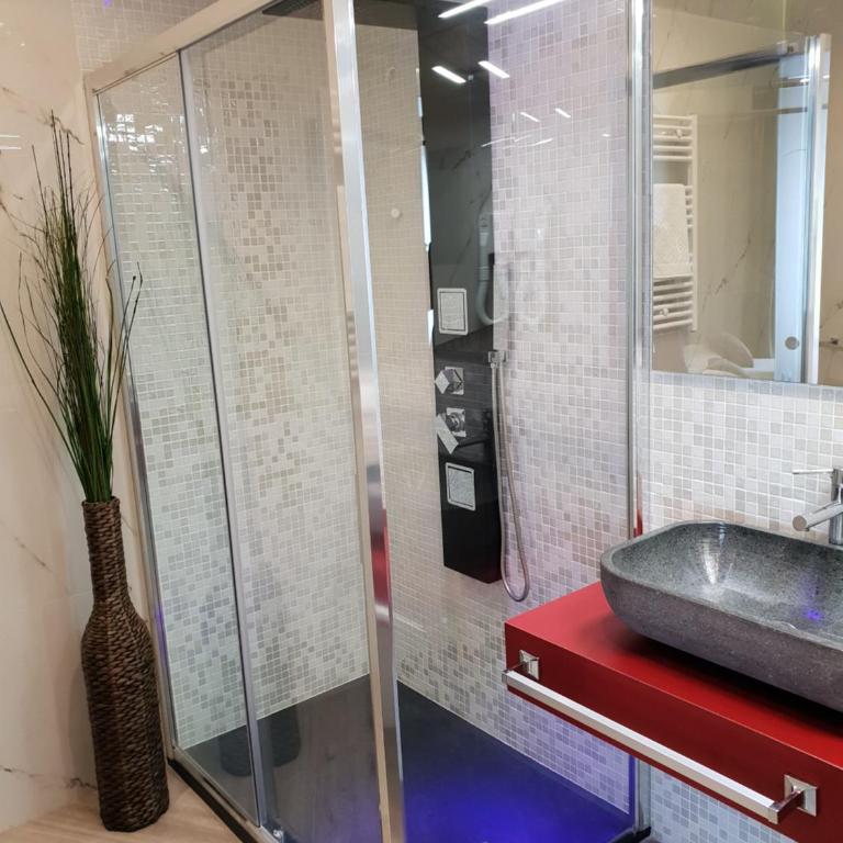 Th Luxury Rooms & Apartment - Monolocale Familiare - 3