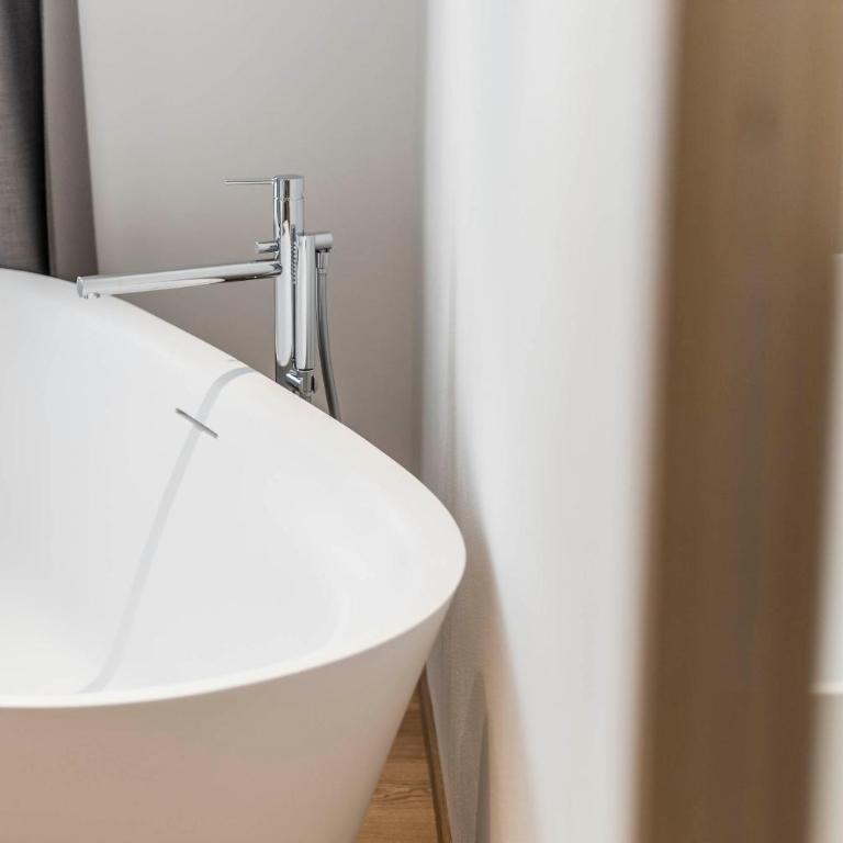 Der Mohrenwirt **** - Suite avec Jacuzzi - 1