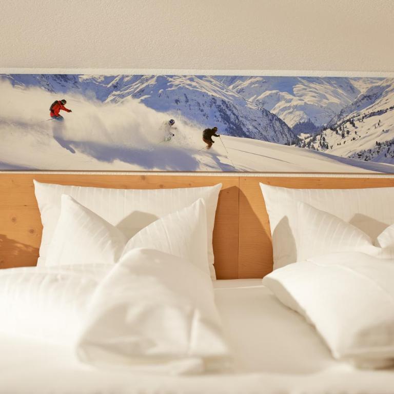 Landhaus Strolz - Doppelzimmer mit Balkon - 17
