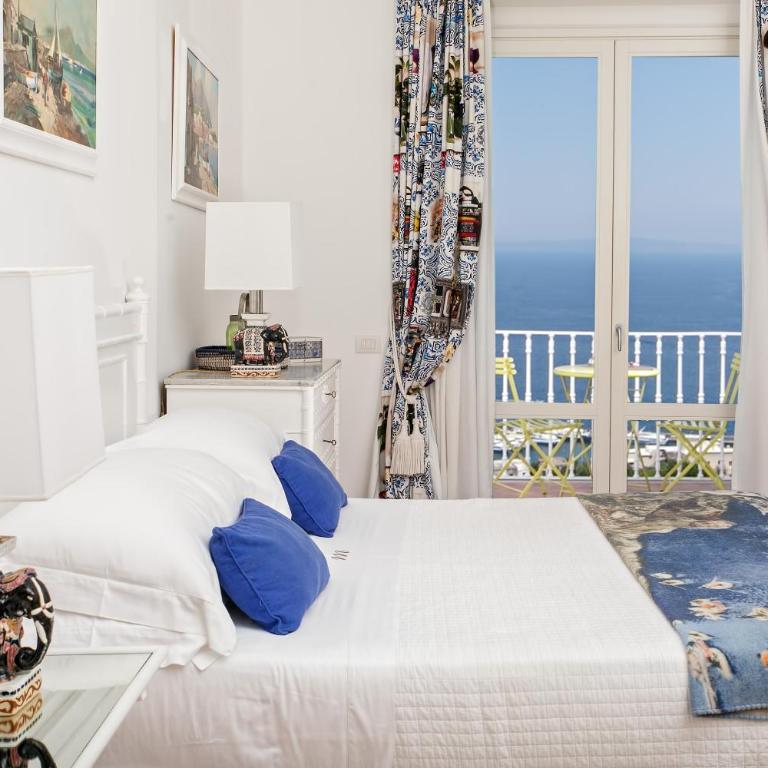 Casa Marta Capri - Camera Matrimoniale con Balcone e Vista Mare - 14