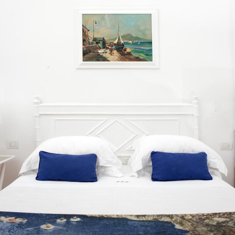Casa Marta Capri - Camera Matrimoniale con Balcone e Vista Mare - 13