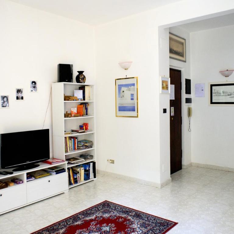 Donna Lavinia a Cinecittà - Appartamento con 2 Camere da Letto - 3