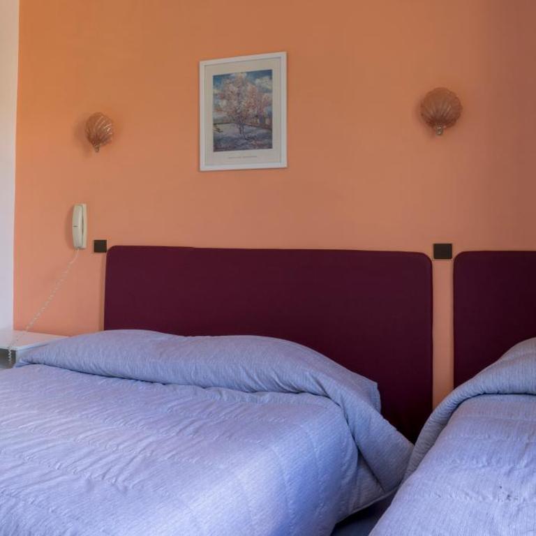Hôtel De Paris - Chambre Triple - 3