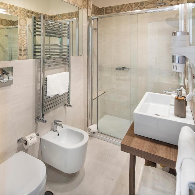 IstayinToledo Luxury Guest House - Double Room - 5