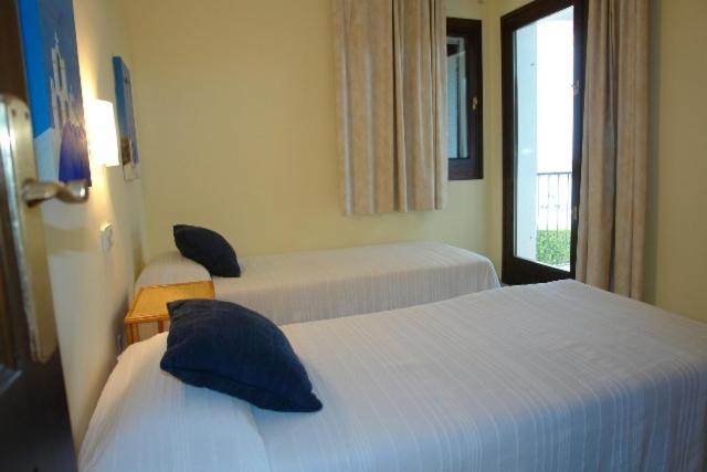 La Platera Villas - Three-Bedroom Villa with Sea View - 8