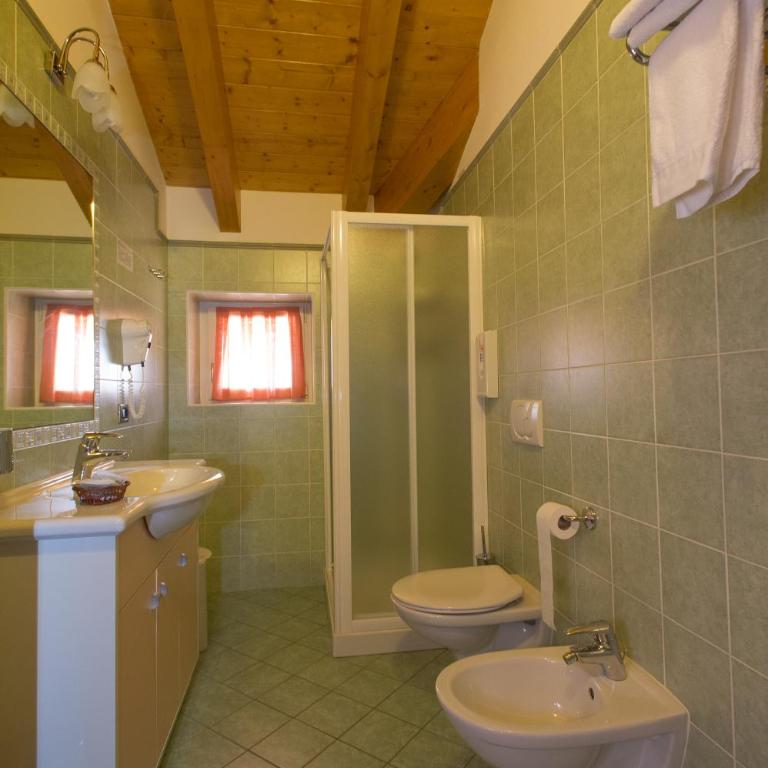 Hotel Bezzi - Camera Superior Matrimoniale/Doppia con Letti Singoli con Vista Montagna - 6
