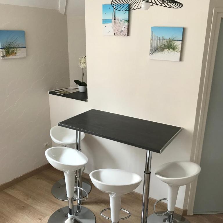 Lumineux T2 Vieille ville 3 pers parking gratuit - by La Source d'OrFée - Appartement - 18