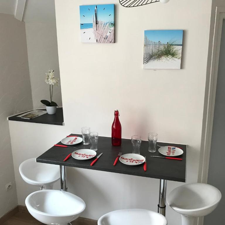Lumineux T2 Vieille ville 3 pers parking gratuit - by La Source d'OrFée - Appartement - 23