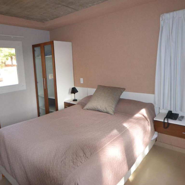 La Case - Three-Bedroom House - 12