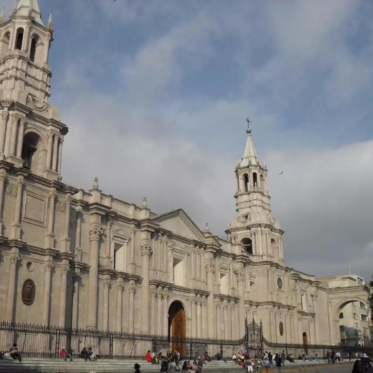 Aparts Downtown Arequipa - Apartamento de 3 dormitorios - 1