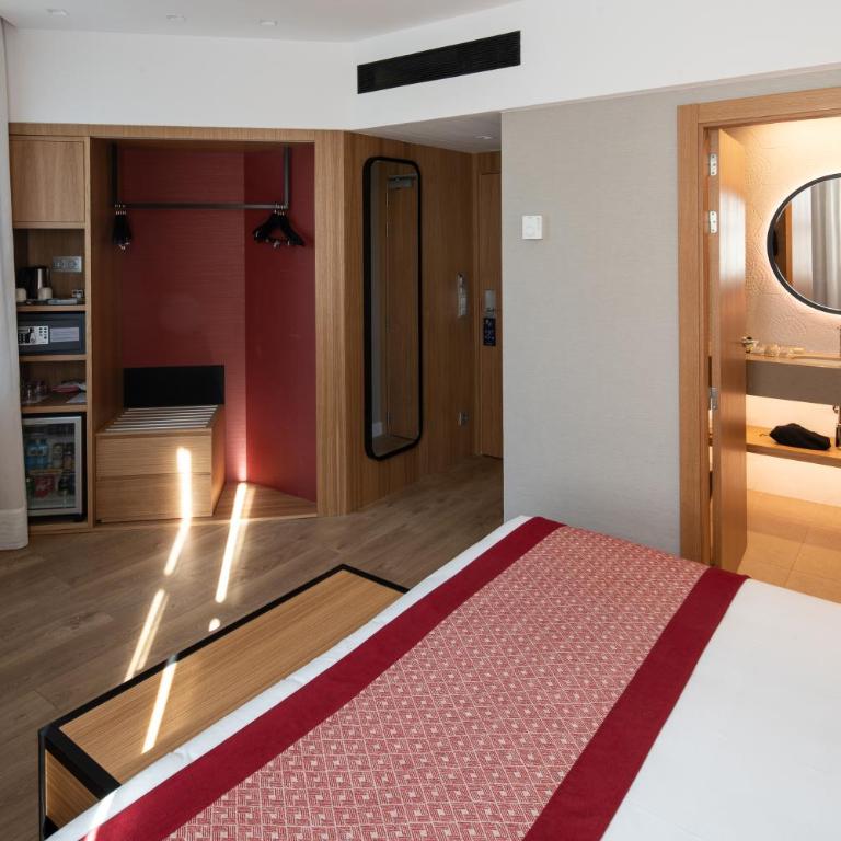 Catalonia Eixample 1864 - Premium Double Room - 2