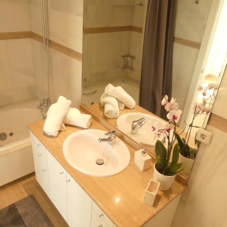 Benalmadena Costa Sol Holiday Rentals - Apartamento - 53