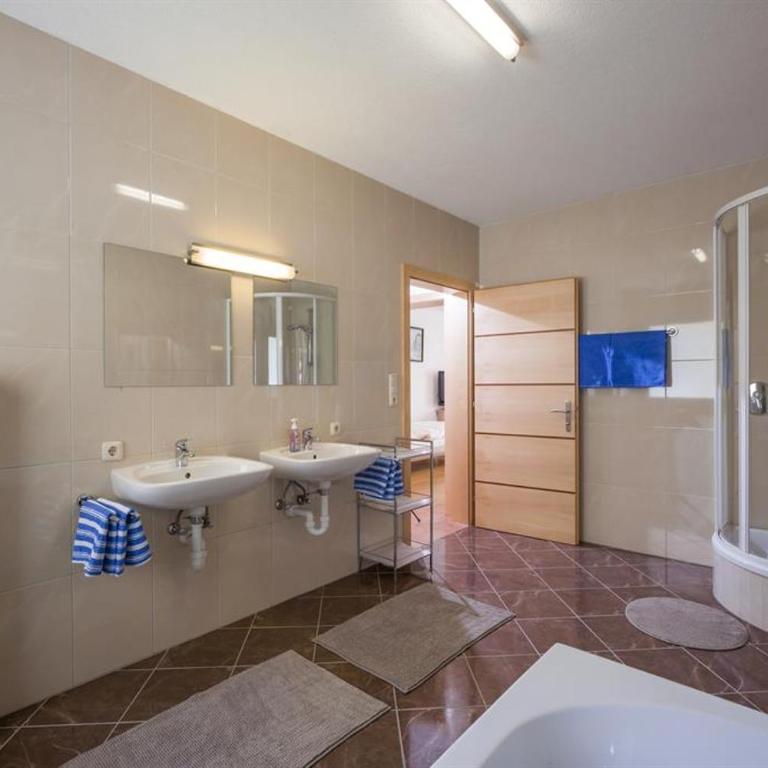 Ferienwohnung Karakas - Apartment - 8