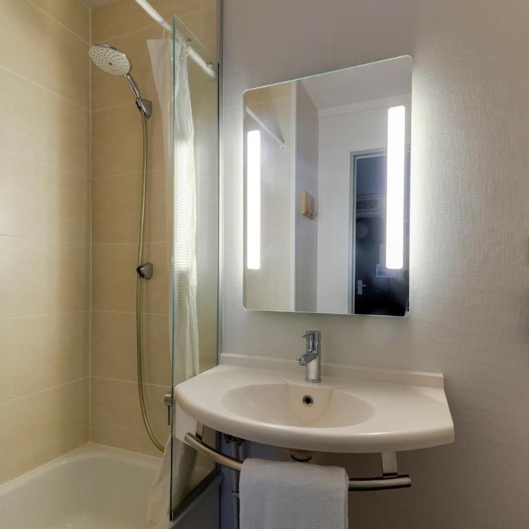 B&B HOTEL Nantes Parc Expos La Beaujoire - Chambre Double - Non-Fumeurs - 2