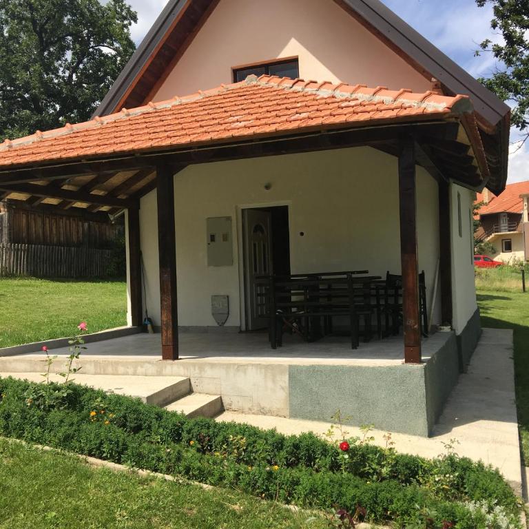 Vikendica na Zlatiboru - Koliba sa 2 Spavaće Sobe - 13