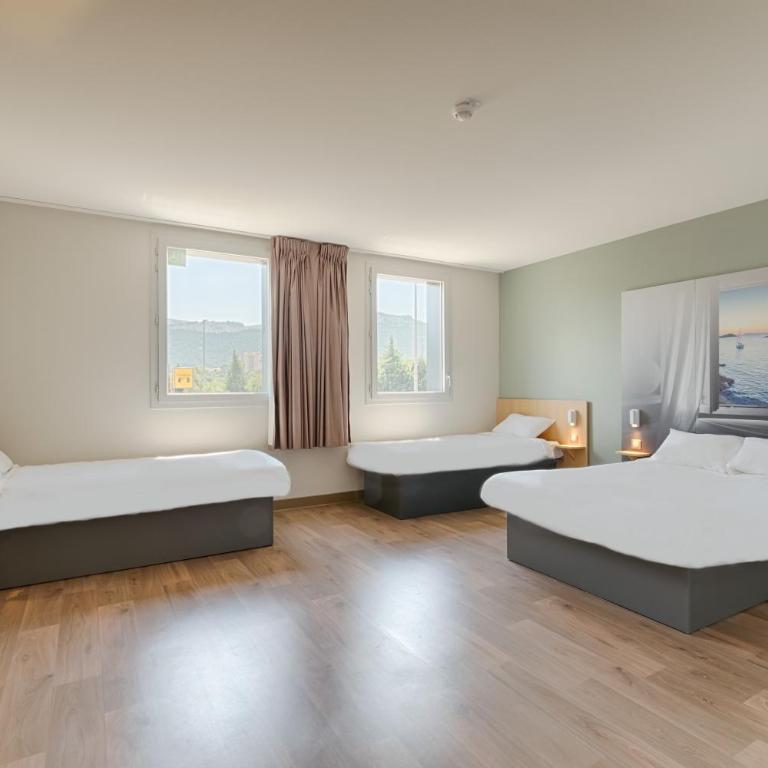 B&B HOTEL Marseille La Valentine St Menet - Chambre Quadruple - 3