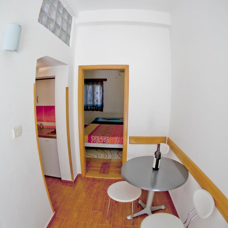 Apartments Stefan - Studio (3 Adults) - 13