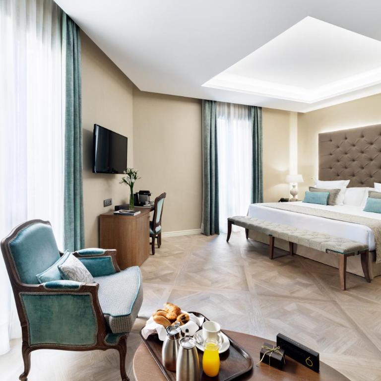 Lamaro Hotel Barcelona - Preferred Hotels & Resorts - Lifestyle Collection - Superior Design Triple Room - 3