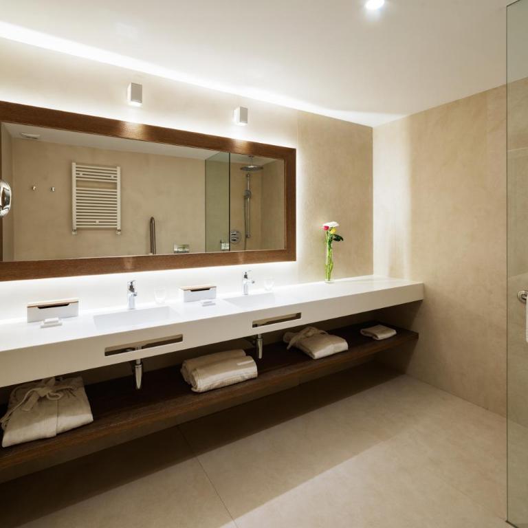 Lamaro Hotel Barcelona - Preferred Hotels & Resorts - Lifestyle Collection - Executive Plus - 3
