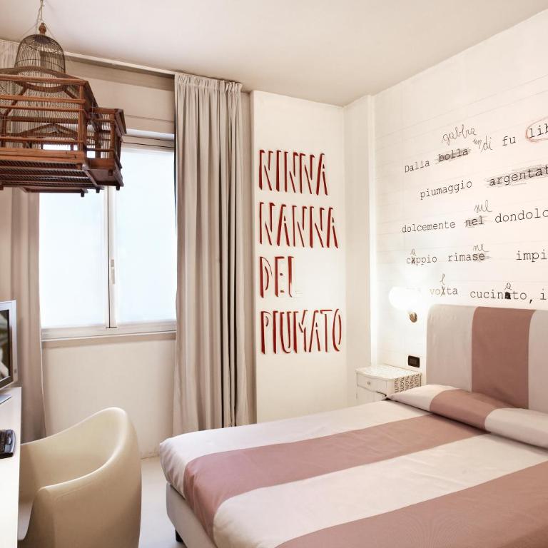 Art Hotel Boston - Deluxe Double or Twin Room - 5