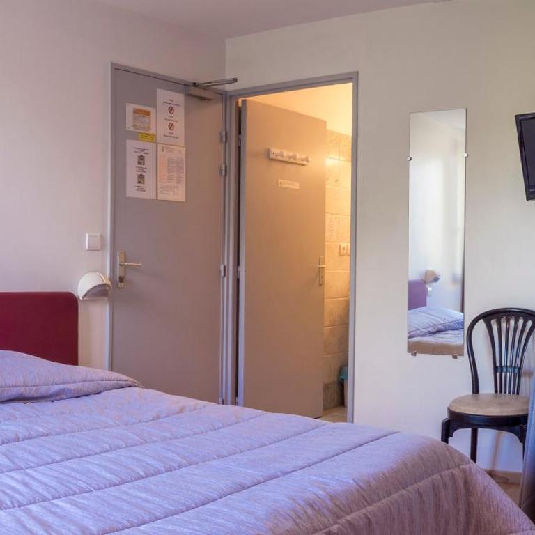 Hôtel De Paris - Chambre Double ou Lits Jumeaux - 1