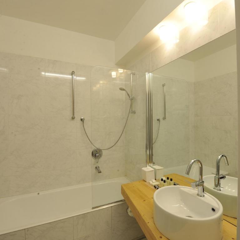 Art Hotel Boston - Double or Twin Room - 5