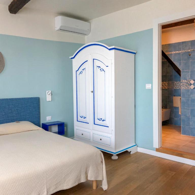 Orto al Mare Room Rental - Camera Deluxe Matrimoniale con Vista Mare - 10