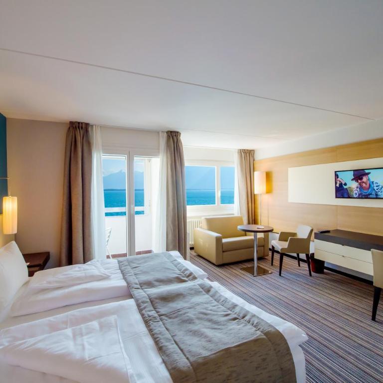 Hotel Mona - Doppelzimmer Privilege mit Balkon und Seeblick - 2
