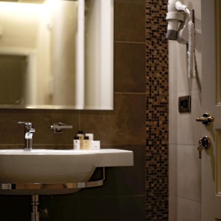 Relais Anfitheatro - Double Room with Terrace - 5