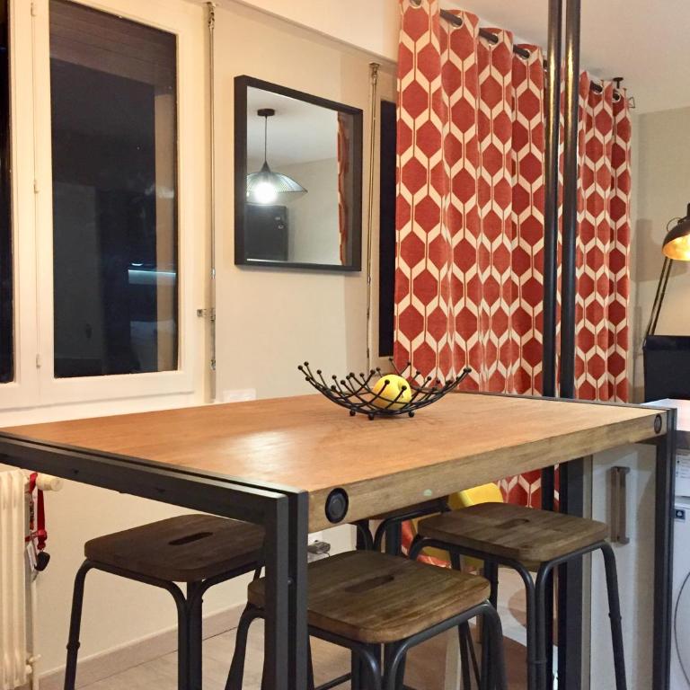 Parenthèse au Calme Proche Genève avec Parking - Appartement - 8