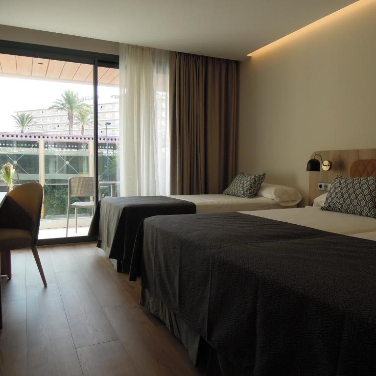 Hotel Presidente 4 sup - Habitación Triple con vistas a la ciudad (2 adultos + 1 niño) - 5