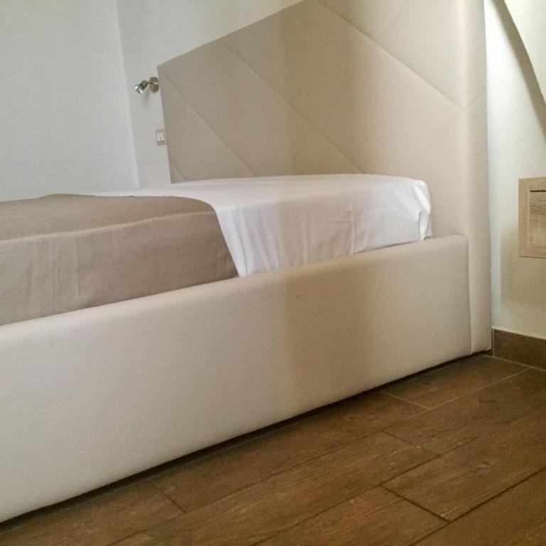 A Quattro di Mazze - Camera Matrimoniale con Bagno Privato - 12