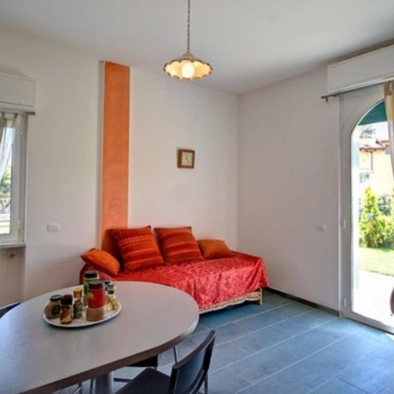Villamir B&B - Appartamento con Patio e Vista Giardino - 11