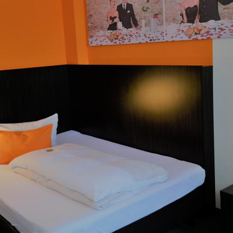 GS Hotel Mindelheim - Einzelzimmer mit Bad - 2