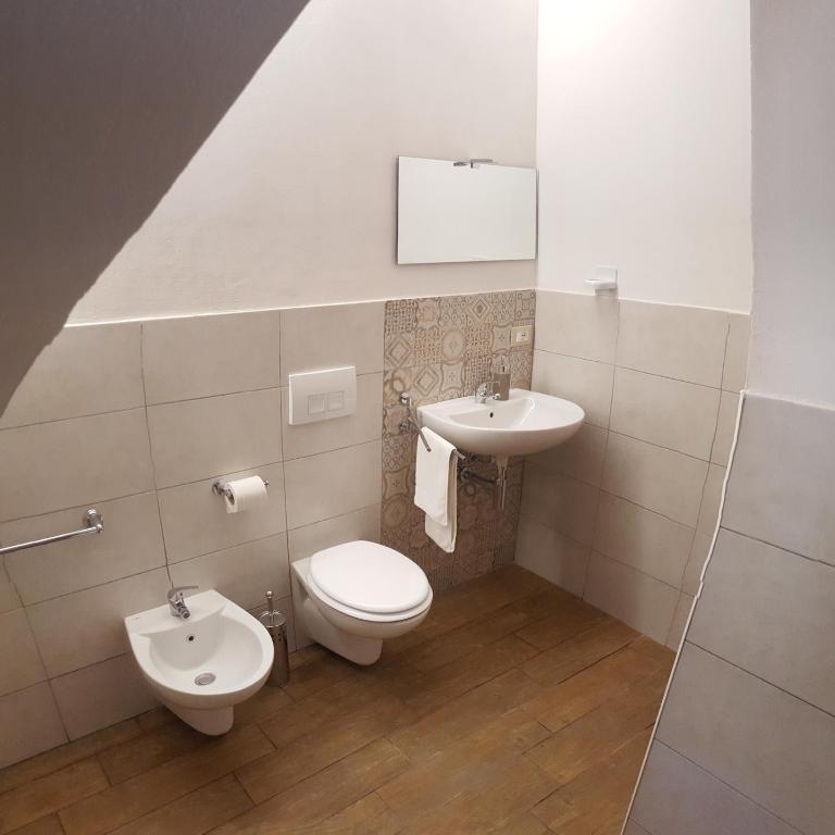 A Quattro di Mazze - Camera Quadrupla con Bagno Privato - 12