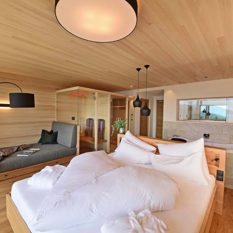 Tratterhof Mountain Sky Hotel - Suite Deluxe avec Baignoire Spa - 3